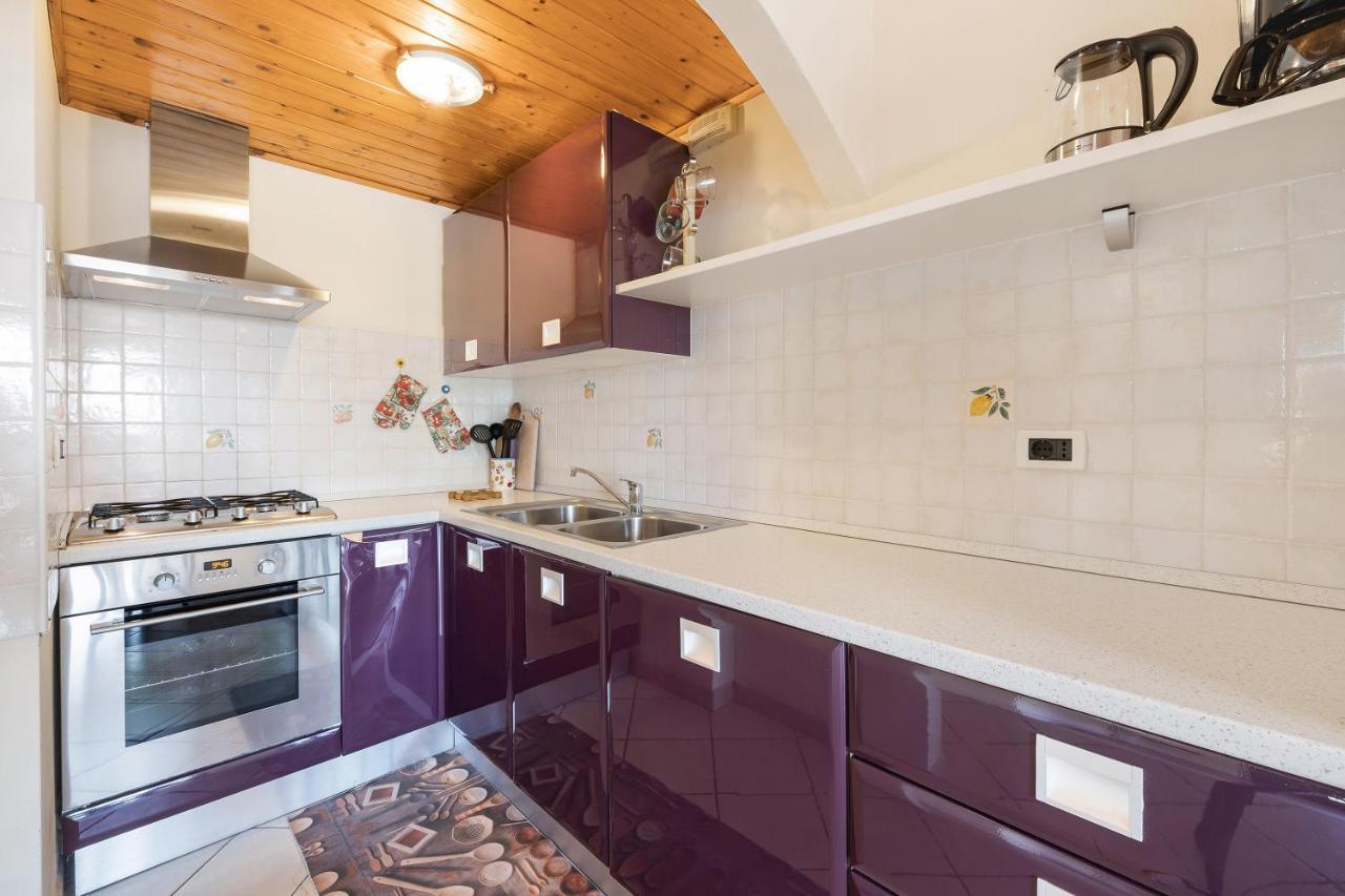 La Casa Di Lady Lejlighed Ceriale Eksteriør billede