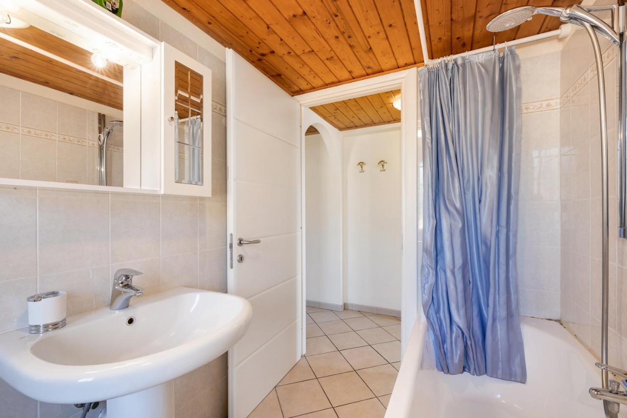 La Casa Di Lady Lejlighed Ceriale Eksteriør billede